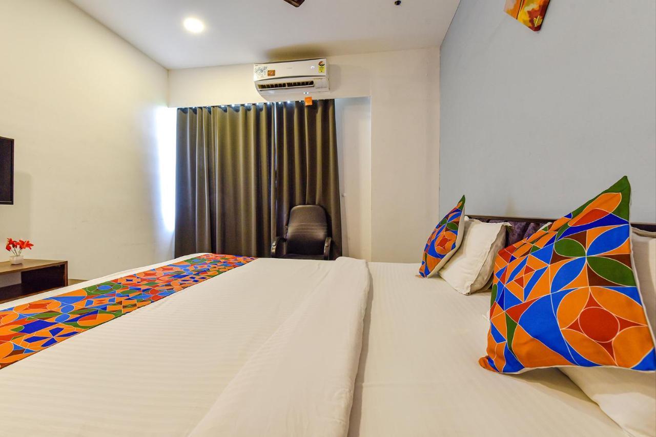 Fabhotel Code سورات المظهر الخارجي الصورة