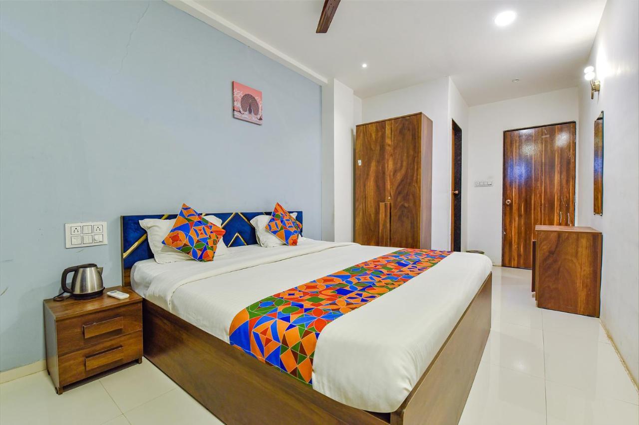 Fabhotel Code سورات المظهر الخارجي الصورة