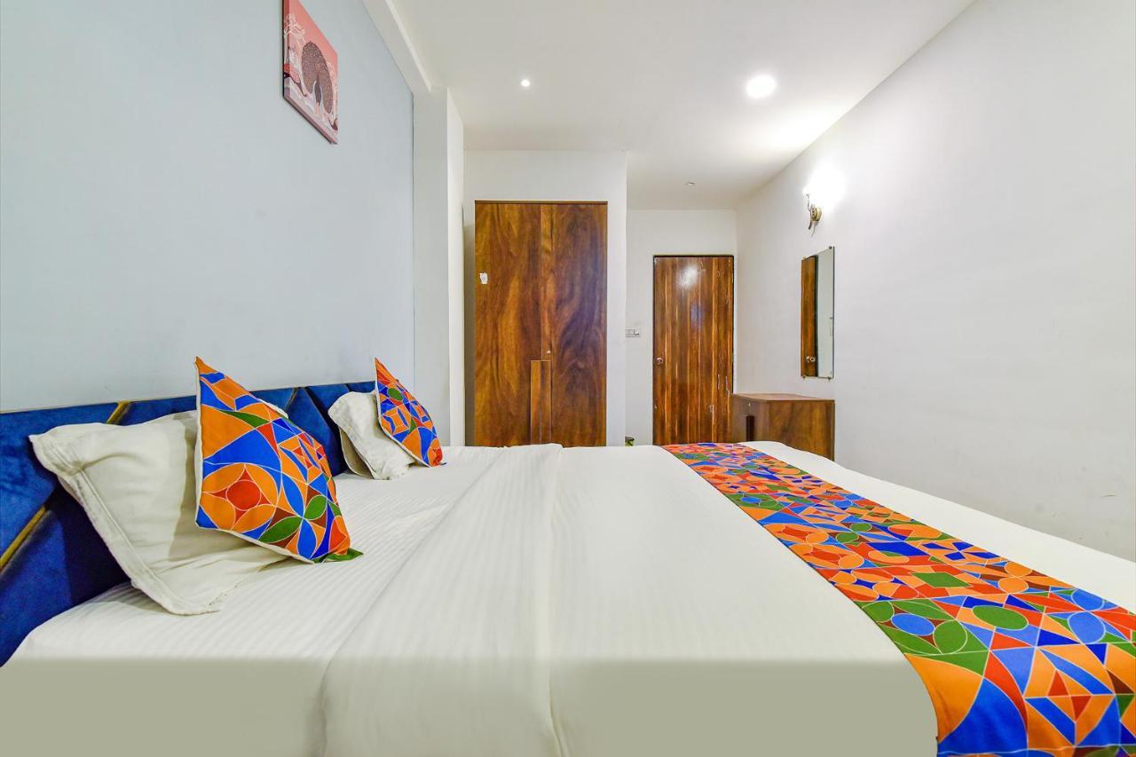 Fabhotel Code سورات المظهر الخارجي الصورة