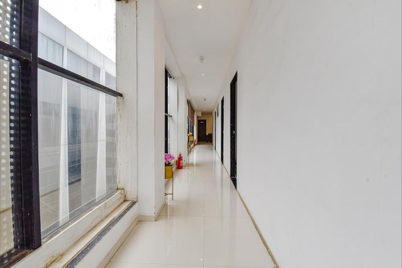 Fabhotel Code سورات المظهر الخارجي الصورة